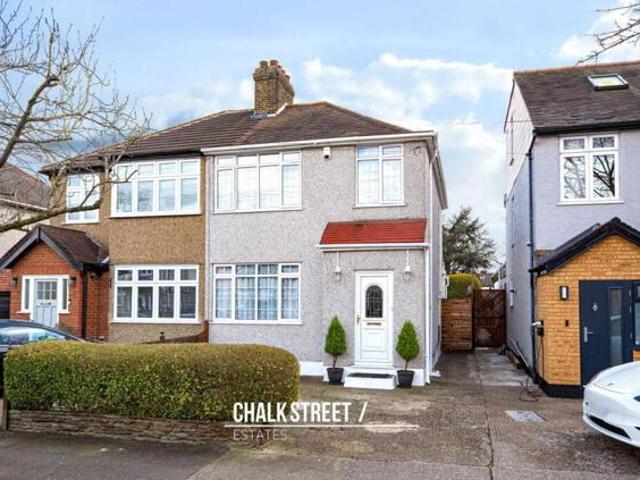 House for sale in Romford, Havering