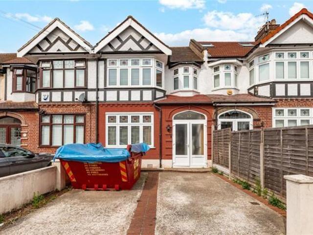House for sale in Romford, Havering