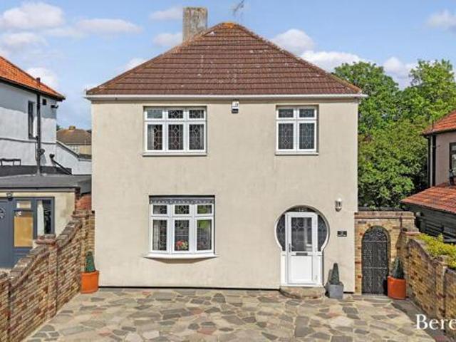 House for sale in Romford, Havering