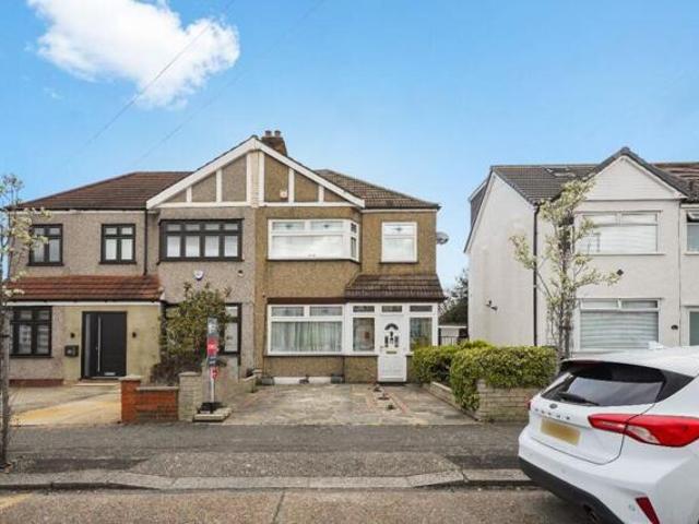 House for sale in Romford, Havering