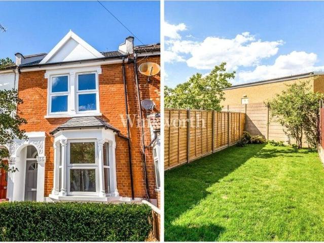 House for rent in Cat Hill, England