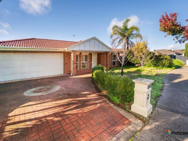 House for sale in Roxburgh Park, Melbourne