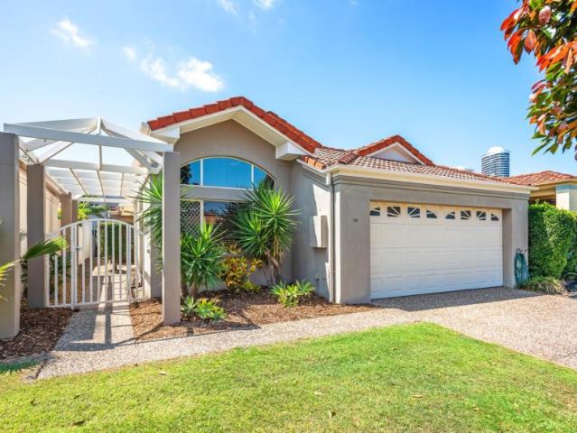 House for sale in Runaway Bay, Gold Coast City