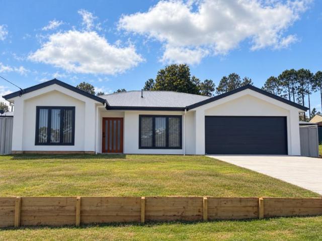 House for sale in Russell Island, Greater Brisbane