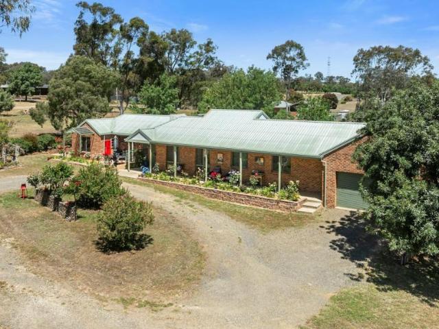 House for sale in Rutherglen, Shire of Indigo