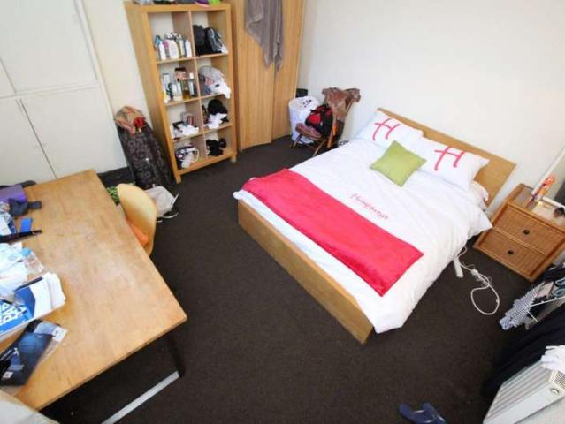 Room for rent in Heeley, Isle Of Man