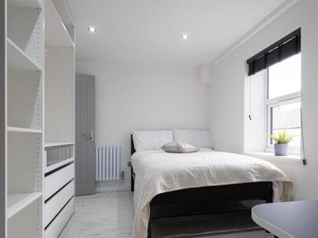 House for rent in Ermine West, Brayford