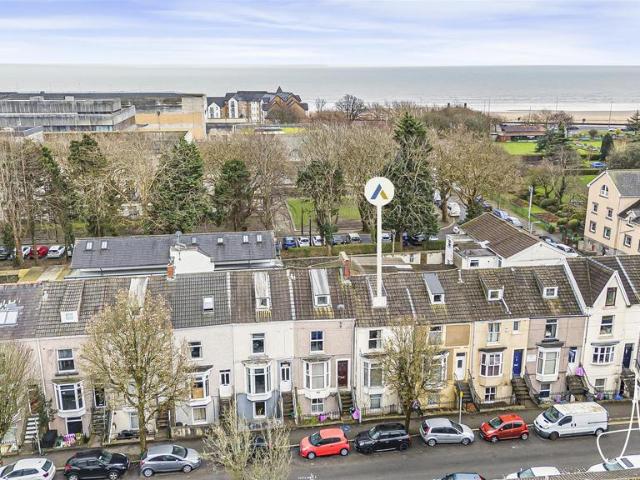 Room for sale in Nangreaves, Wales