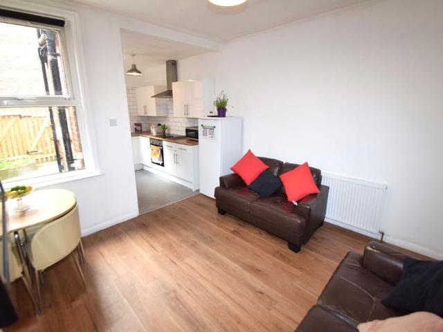 Room for rent in Sharrow Vale, South Yorkshire