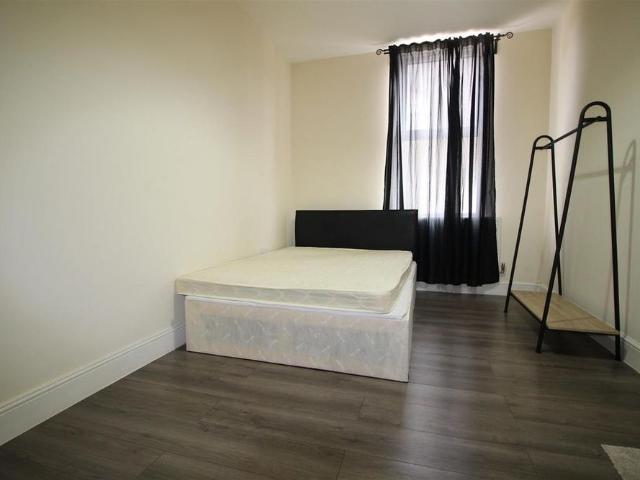 Room for rent in Greater London