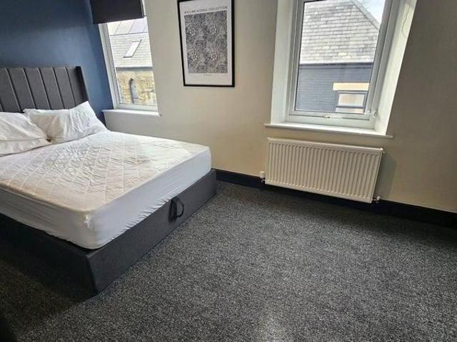Room for rent in Swinton Park, Salford