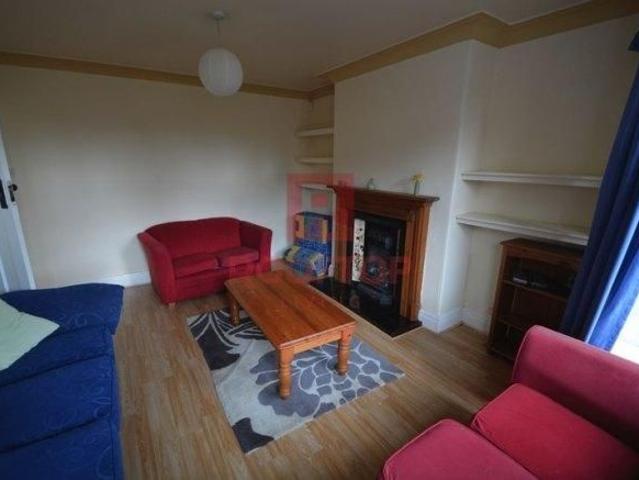 Room for rent in Beckett Park, Leeds