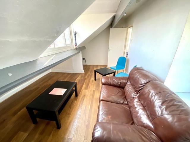 Room for rent in South Yorkshire