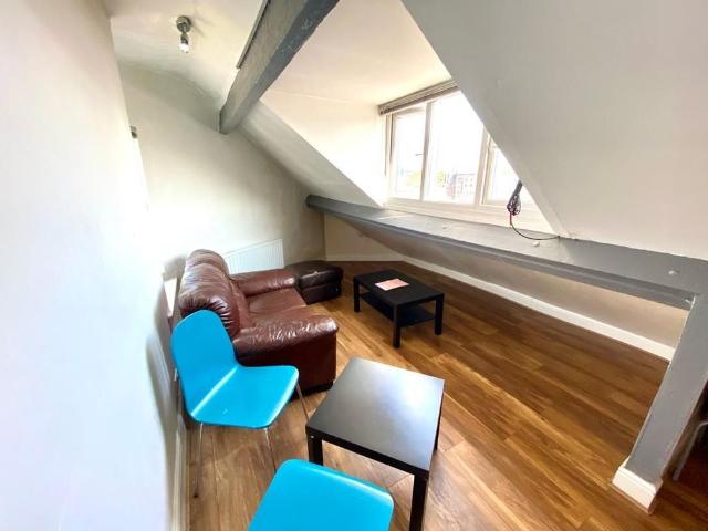 Room for rent in South Yorkshire
