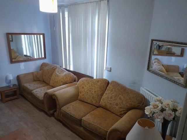 Room for rent in Grove Hill, Normanby