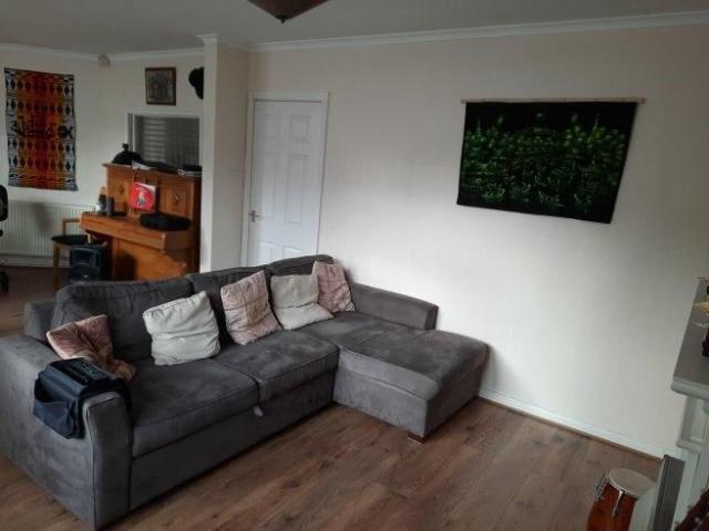 Room for rent in Aldersley, Wolverhampton