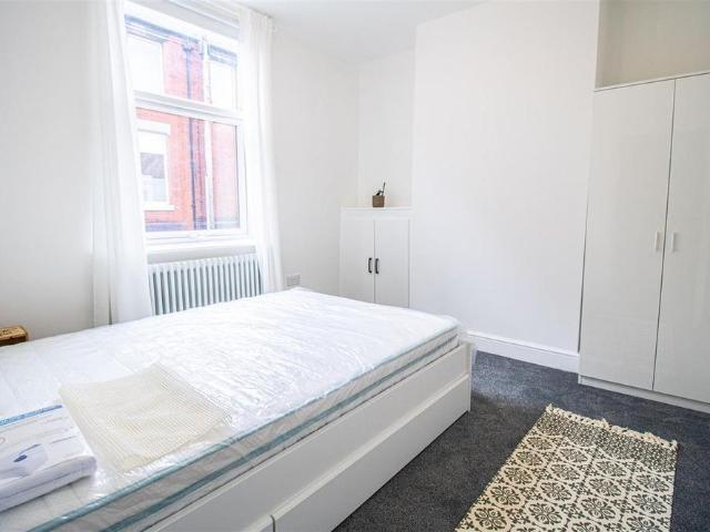 Room for rent in Ashton-on-Ribble, Higher Bartle