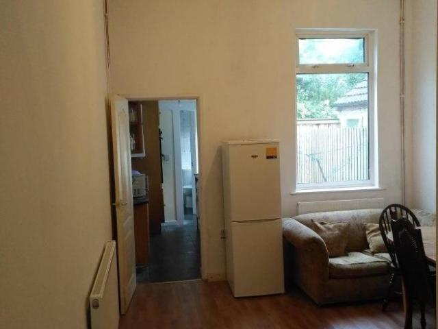 Room for rent in Ball Hill, West Midlands