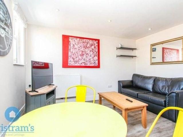 Room for rent in Egginton, East Midlands