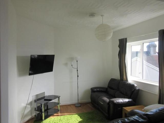 Room for rent in Nangreaves, Wales