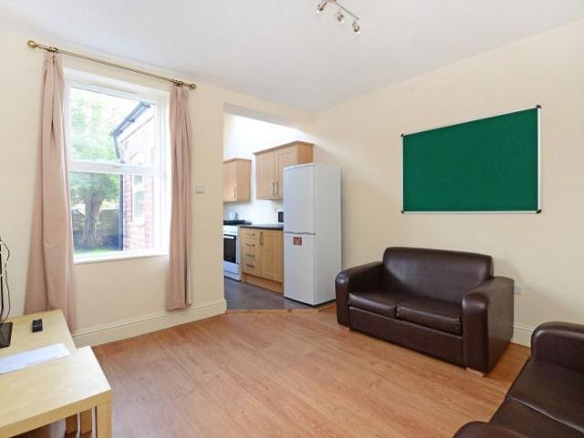 Room for rent in South Yorkshire