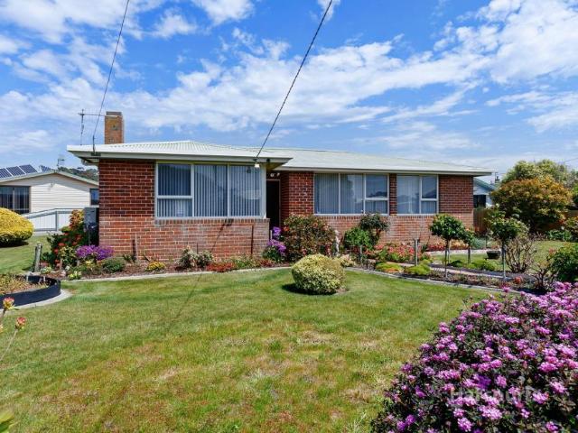 House for sale in Somerset, Waratah-Wynyard