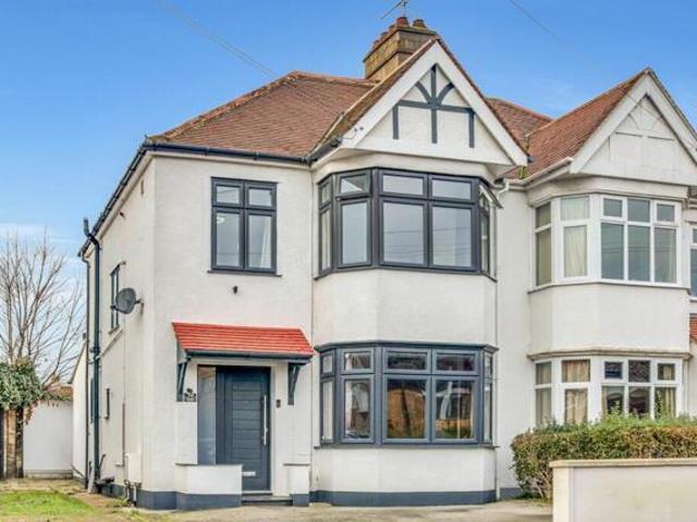House for sale in North Shoebury, Alton Barnes