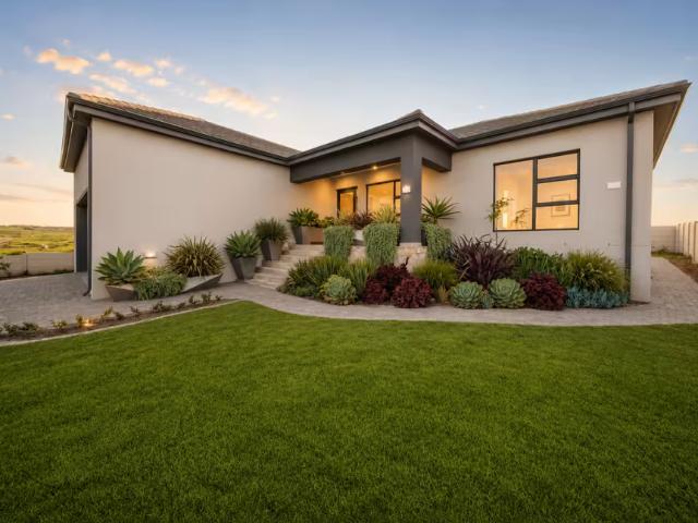 House for sale in Stilbaai, Garden Route District Municipality
