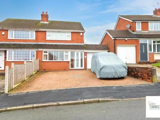 House for sale in Norton-Le-Moors, Smallthorne