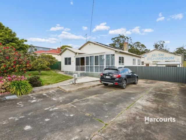 House for sale in Stony Rise, Devonport
