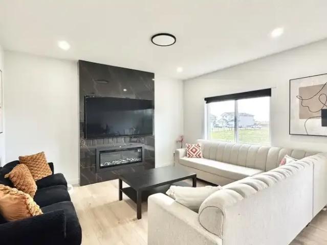House for rent in Lakewood, Strathmore