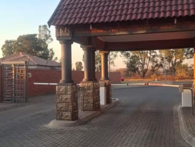House for sale in Strubenvale, City of Ekurhuleni Metropolitan Municipality