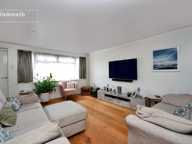 House for sale in Sutton, Llandow