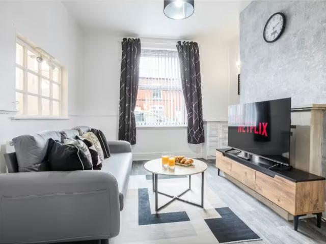 House for rent in Swinton Park, Salford
