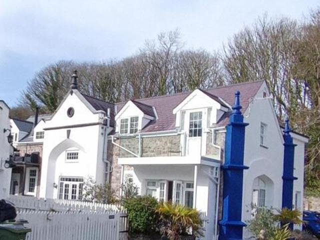 House for sale in Penally