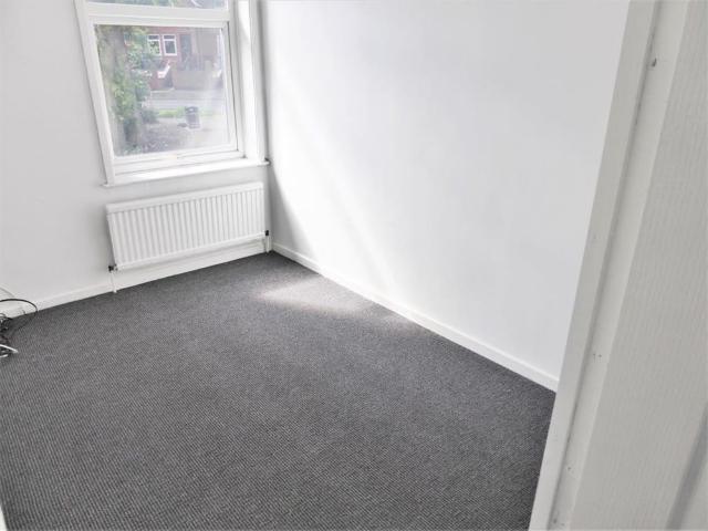 House for rent in Sheffield Lane Top, Firth Park