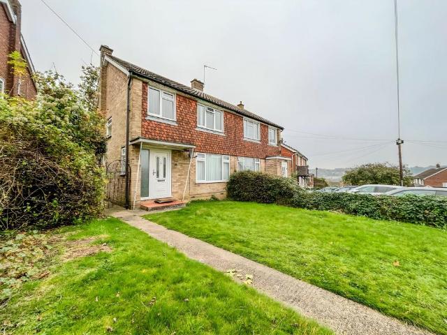 House for rent in Castlefield, Cressex