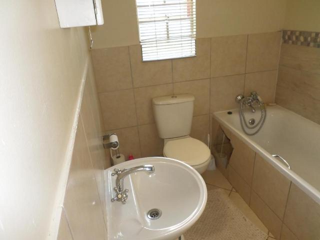 House for rent in Waterkloof, Gauteng