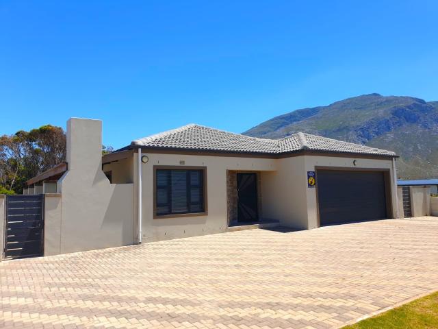 House for rent in Baardskeerdersbos, Western Cape