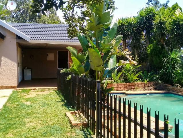 House for rent in Bloubosrand, Randburg
