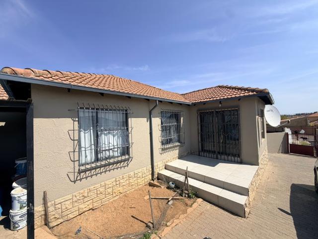 House for rent in Nooitgedacht, Gauteng