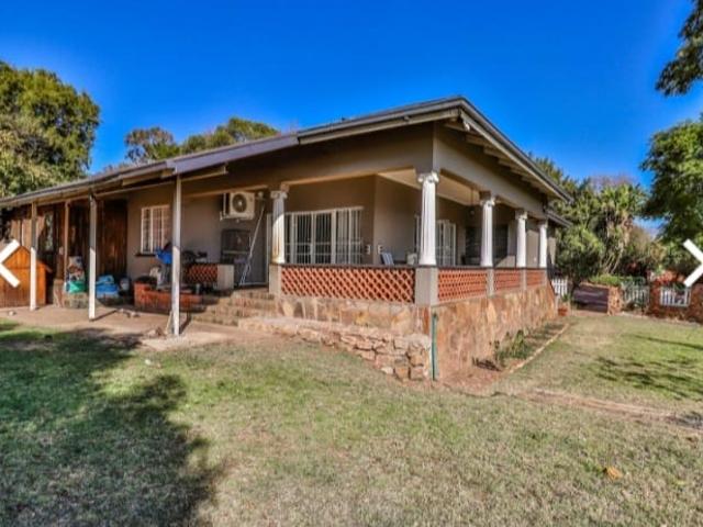 House for rent in Waterkloof, Gauteng