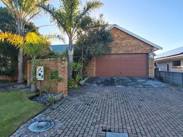 House for rent in Baardskeerdersbos, Western Cape