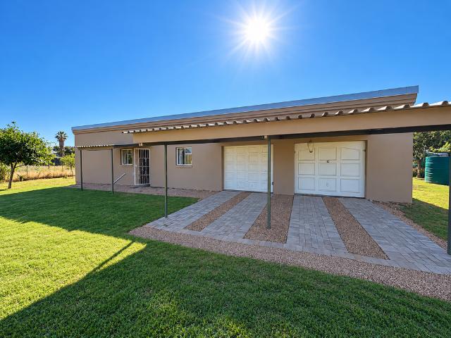 House for rent in Hooikraal, Swartland Local Municipality