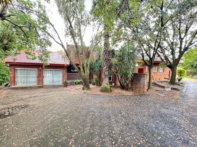 House for rent in Hartbeespoort Dam Nature Reserve, North West