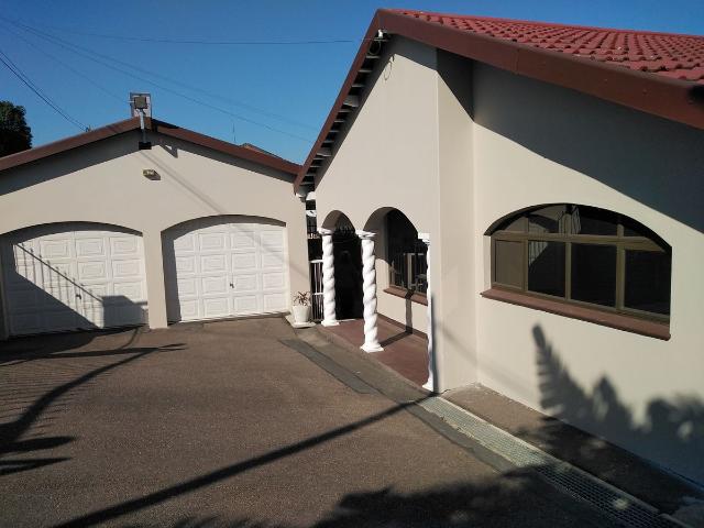 House for rent in Queensburgh, Kwazulu-natal