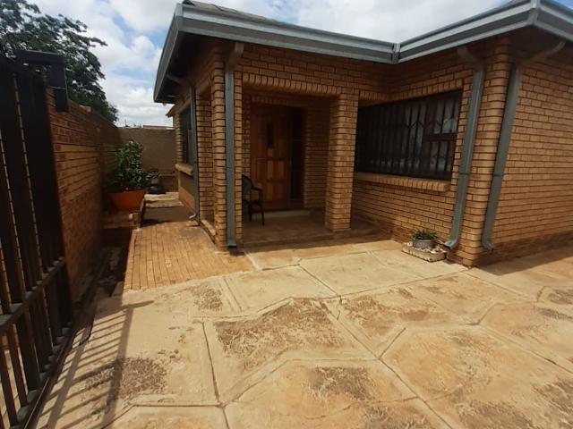 House for rent in Soweto, Gauteng