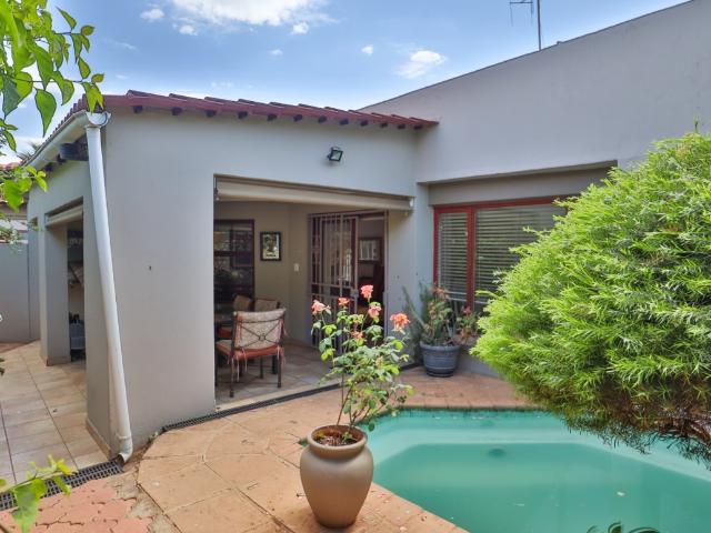House for rent in Hartbeespoort Dam Nature Reserve, North West
