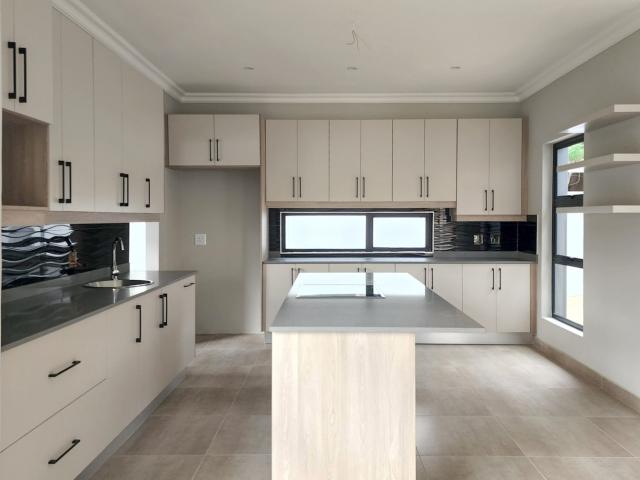 House for rent in Hartbeespoort Dam Nature Reserve, North West