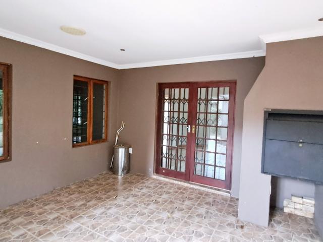 House for rent in Hartbeespoort Dam Nature Reserve, North West